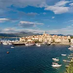Beautiful In Karbuni With Wifi Potirna