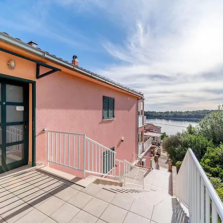 Lovely In Karbuni With House Sea View Daire *