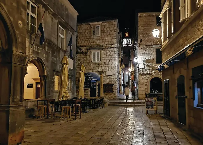 아파트 Lovely In Karbuni With House Sea View *